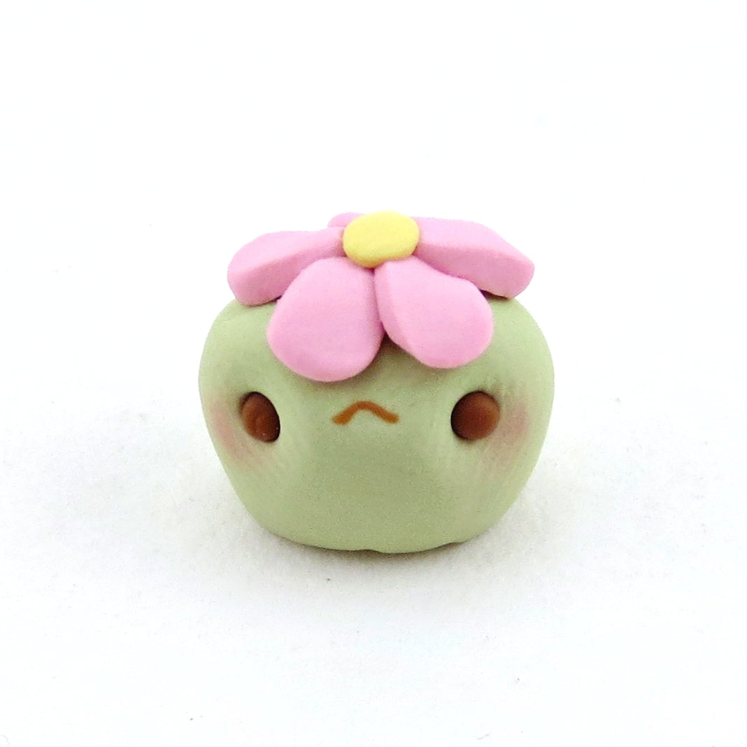 Mini Pink Flower Hat Frog