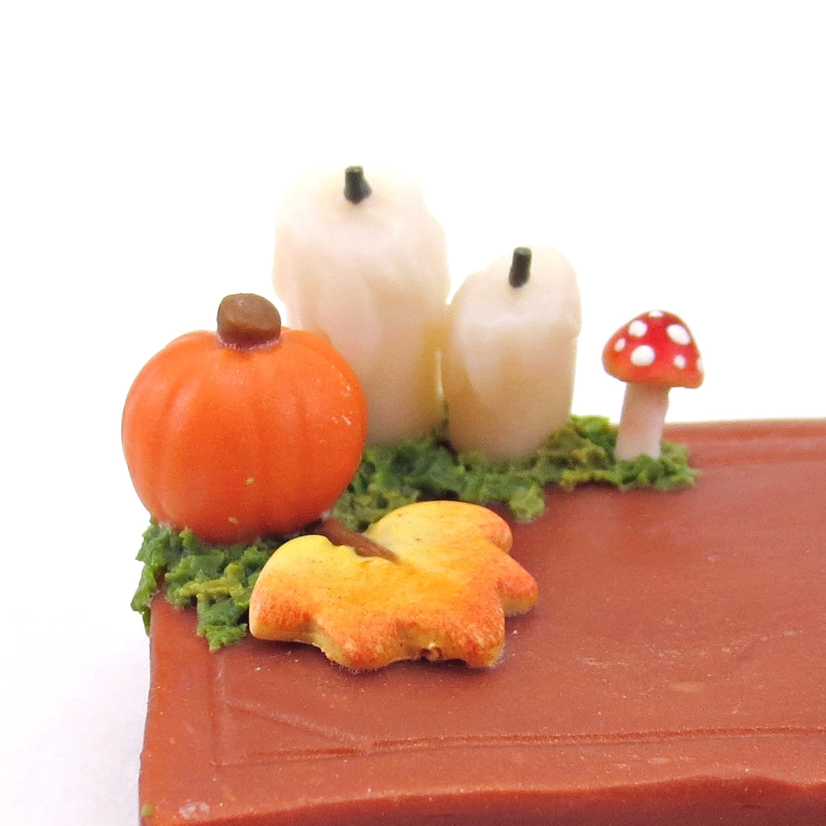 Fall Familiars Black Cat Figurine Set - Polymer Clay Animals Fall and Halloween Collection