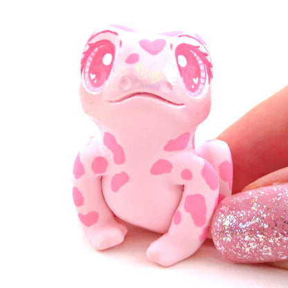 "Pinkies" Spotty Frog Figurine - Polymer Clay Valentine's Day Animal Collection