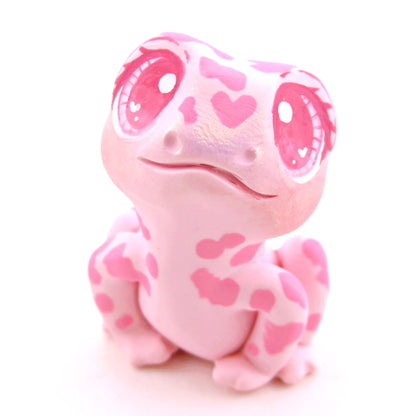 "Pinkies" Spotty Frog Figurine - Polymer Clay Valentine's Day Animal Collection