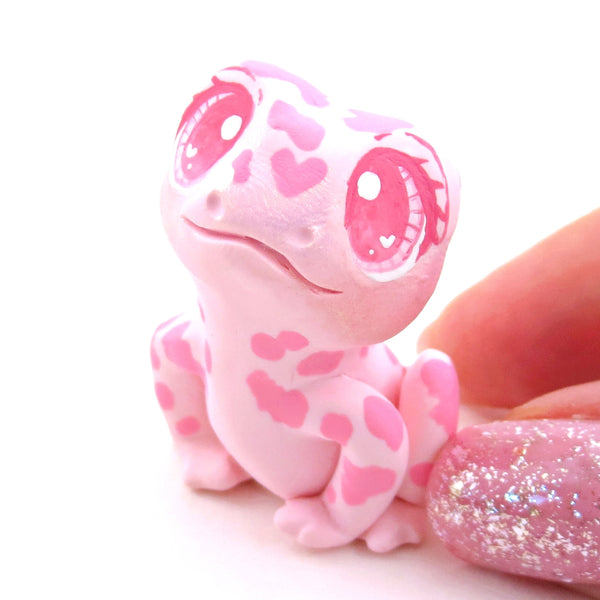 "Pinkies" Spotty Frog Figurine - Polymer Clay Valentine's Day Animal Collection