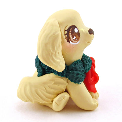 Christmas Wreath Golden Retriever Dog Figurine - Polymer Clay Christmas Collection