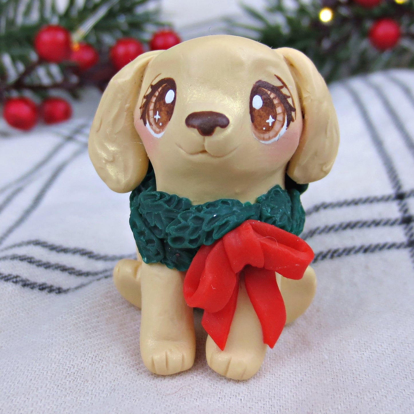 Christmas Wreath Golden Retriever Dog Figurine - Polymer Clay Christmas Collection