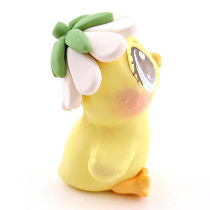 Daisy Hat Duckling Figurine - Polymer Clay Cottagecore Animals