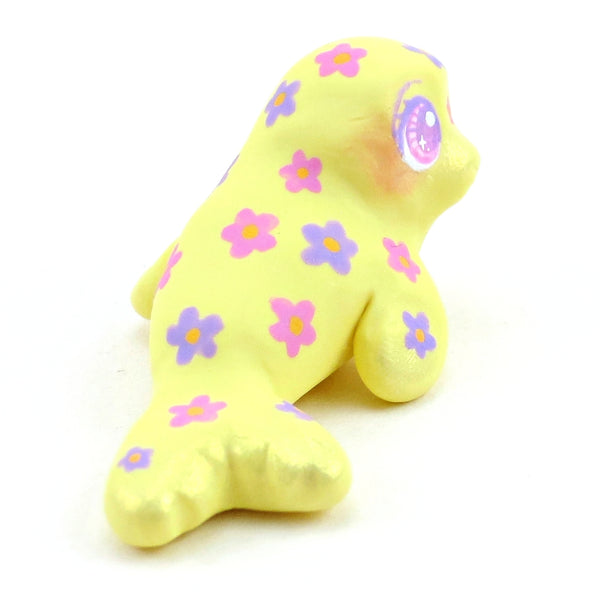 Doodle Flower Seal Figurine - Polymer Clay Doodle Ocean Collection
