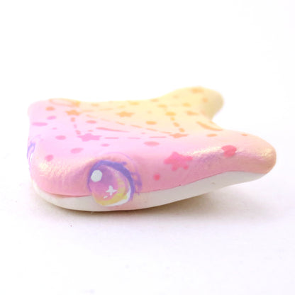 Peachy Mini Ombre Manta Sting Ray Figurine - Polymer Clay Enchanted Ocean Animals