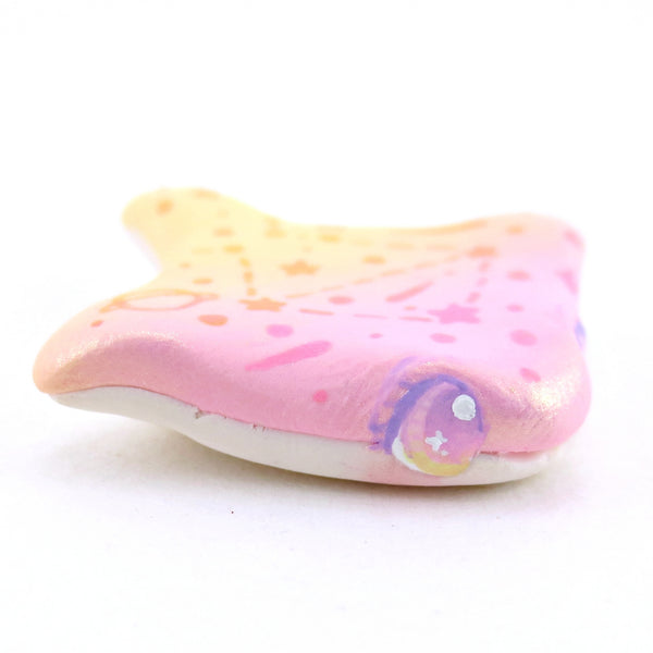 Peachy Mini Ombre Manta Sting Ray Figurine - Polymer Clay Enchanted Ocean Animals
