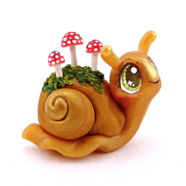 Mushroom Snail Figurine - Polymer Clay Cottagecore Fall Animal Collection
