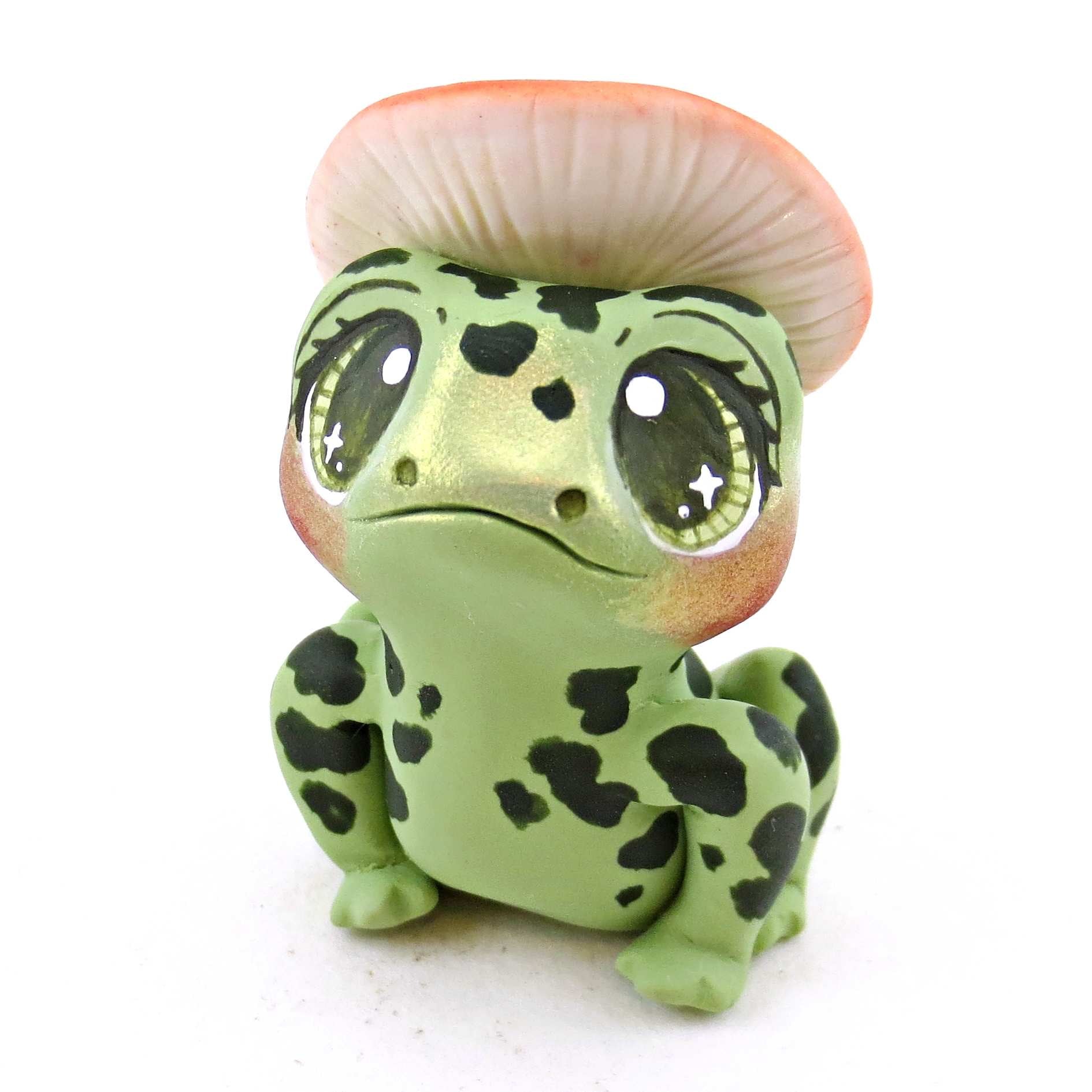 Mushroom Hat Frog Figurine - Polymer Clay Cottagecore Fall Animal Collection