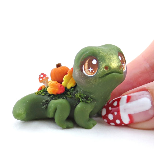 Cottagecore Fall Newt Figurine - Polymer Clay Fall Collection