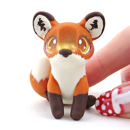 Amber-Eyed Fox Figurine - Polymer Clay Fall Collection