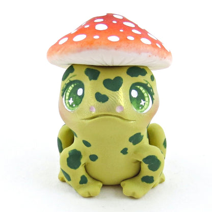 Mushroom Hat Frog Figurine - Polymer Clay Fall Collection