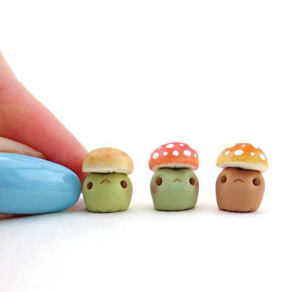 Mini Mushroom Frog Trio
