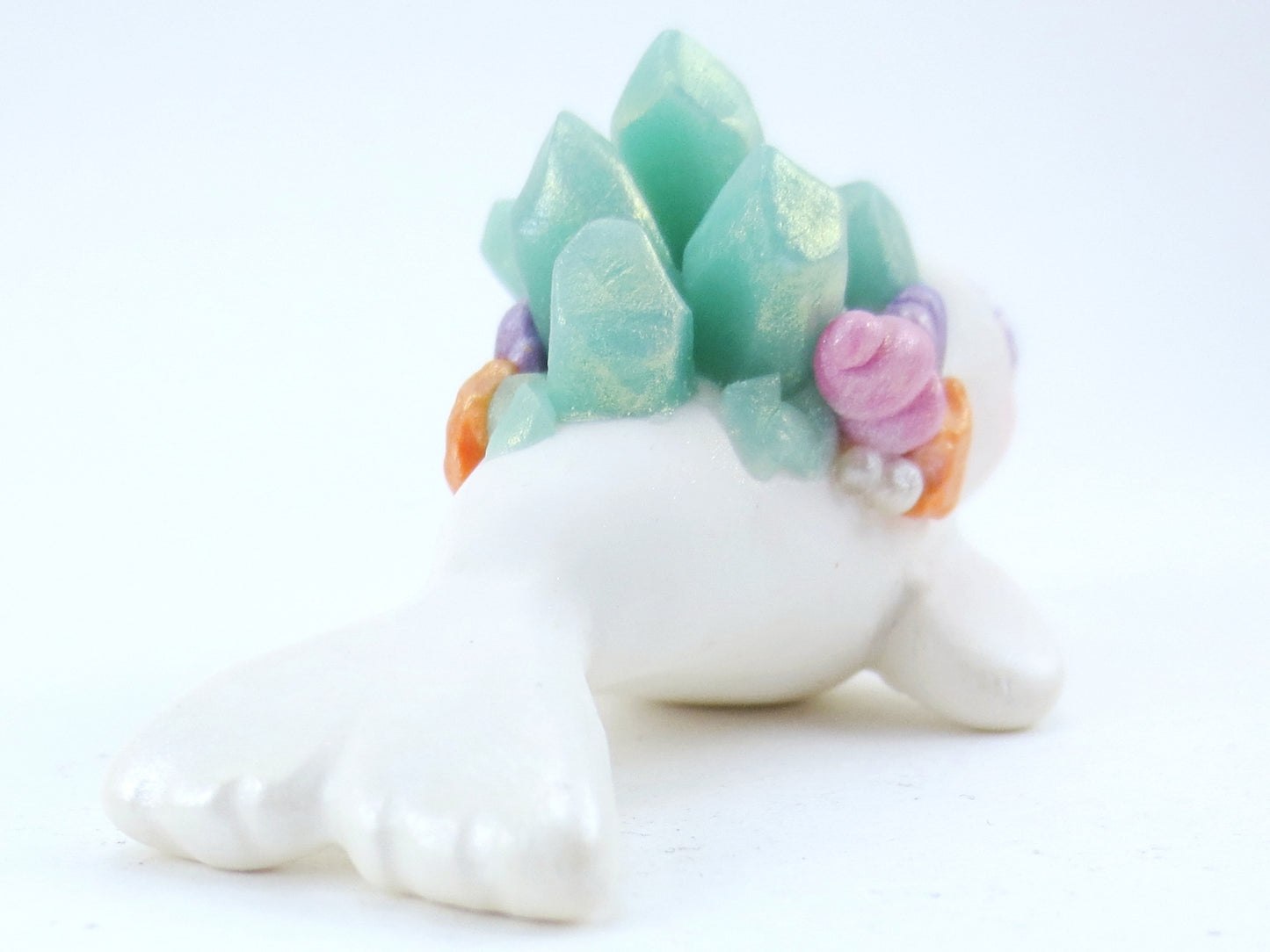 Seashell Crystal Baby Seal Figurine - Polymer Clay Kawaii Animals