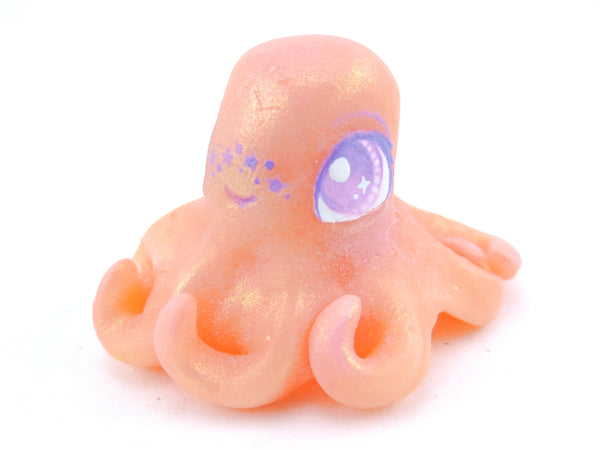 Star Freckles Octopus Figurine - Polymer Clay Kawaii Animals